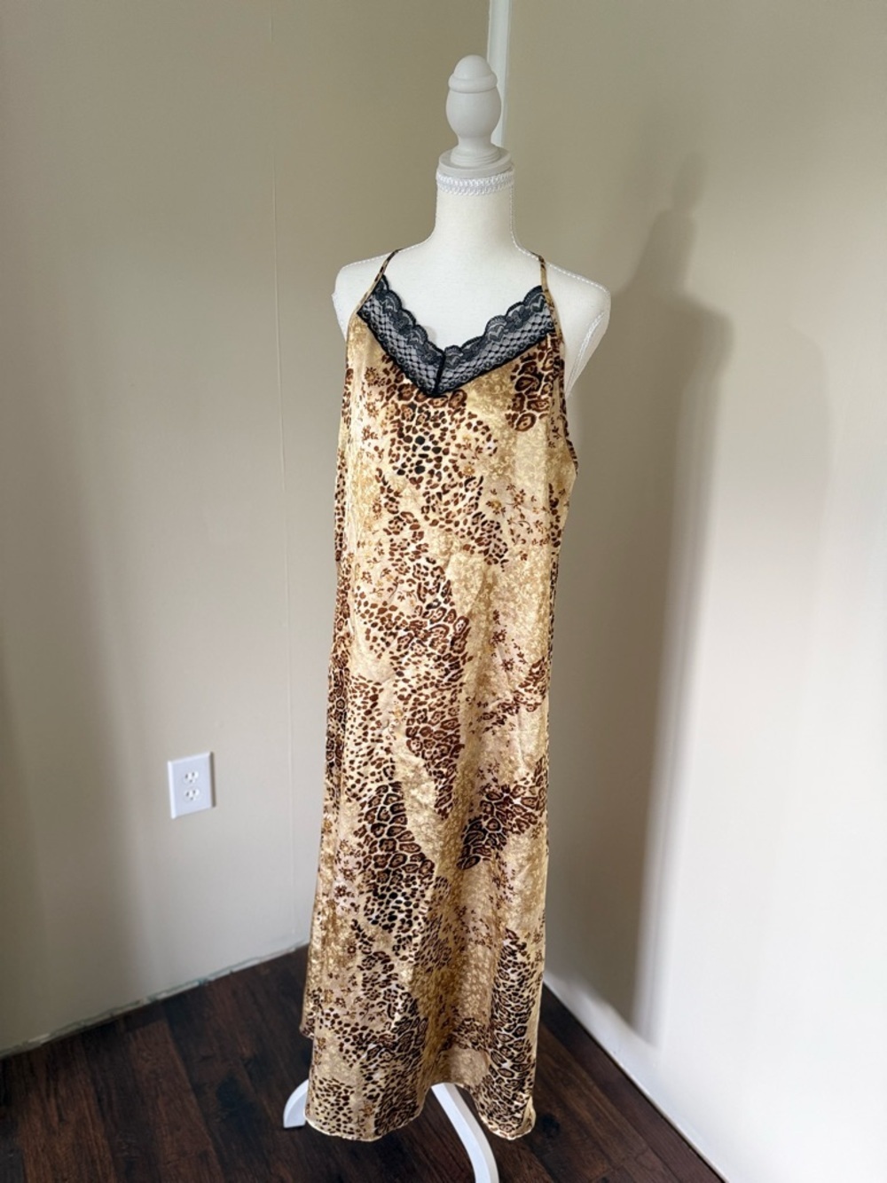 Vintage Leopard Print Maxi Slip Dress or Chemise with Black Lace Trim Size XL - Picture 2 of 9